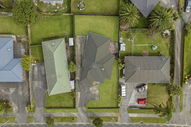 Photo of property in 220 Te Irirangi Drive, Flat Bush, Auckland, 2019