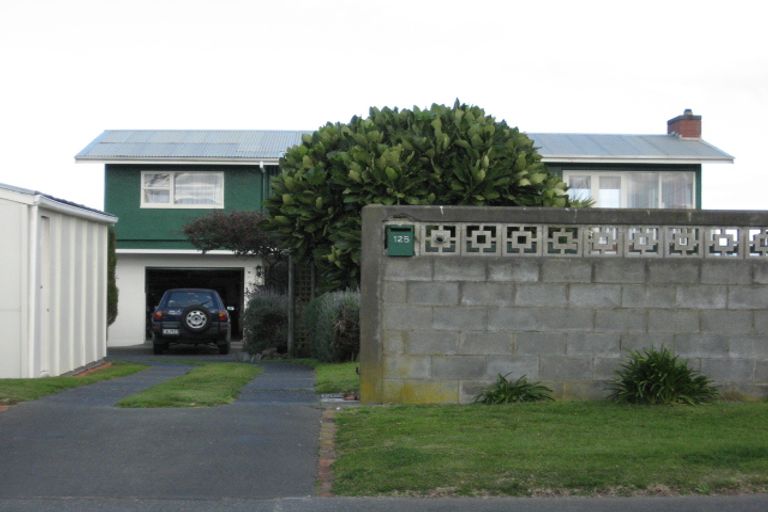Photo of property in 125 Karaka Street, Castlecliff, Whanganui, 4501