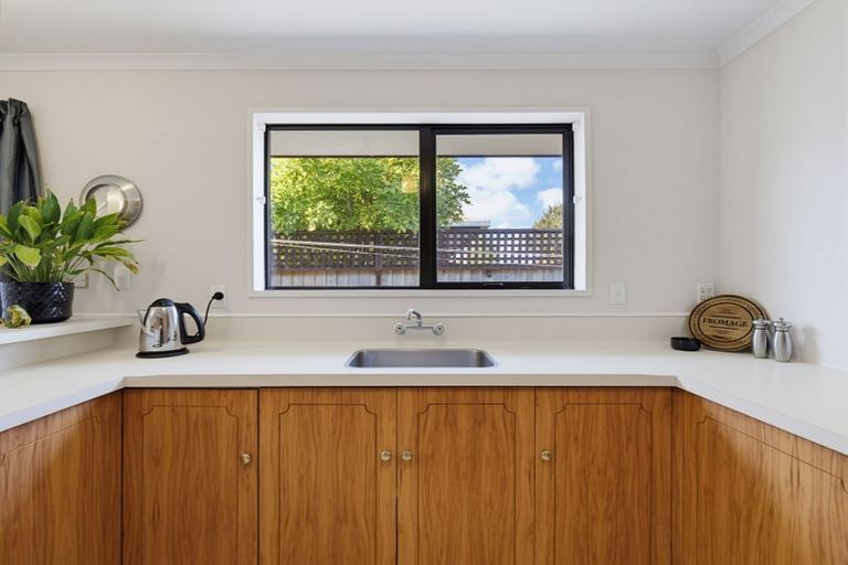 Photo of property in 19a Sheraton Place, Redwood, Christchurch, 8051