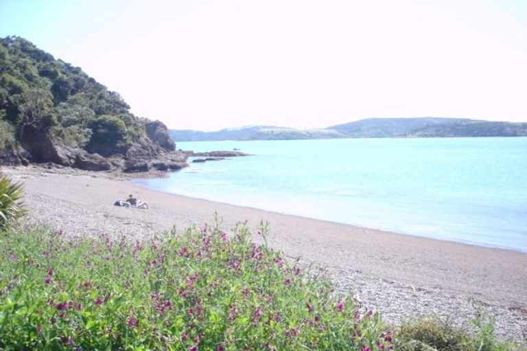 Photo of property in 15 Tikorangi Road, Kerikeri, 0294