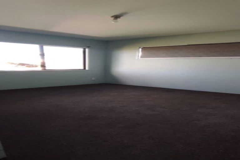 Photo of property in 4/35 Trimdon Street, Randwick Park, Auckland, 2105