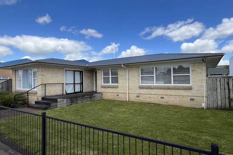 Photo of property in 119 Shakespeare Street, Leamington, Cambridge, 3432