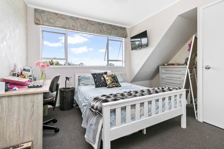 Photo of property in 2 Titiwai Place, Birkenhead, Auckland, 0626