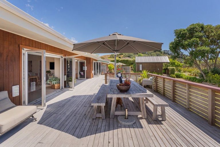 Photo of property in 38 Kawhero Drive, Kuaotunu, Whitianga, 3592