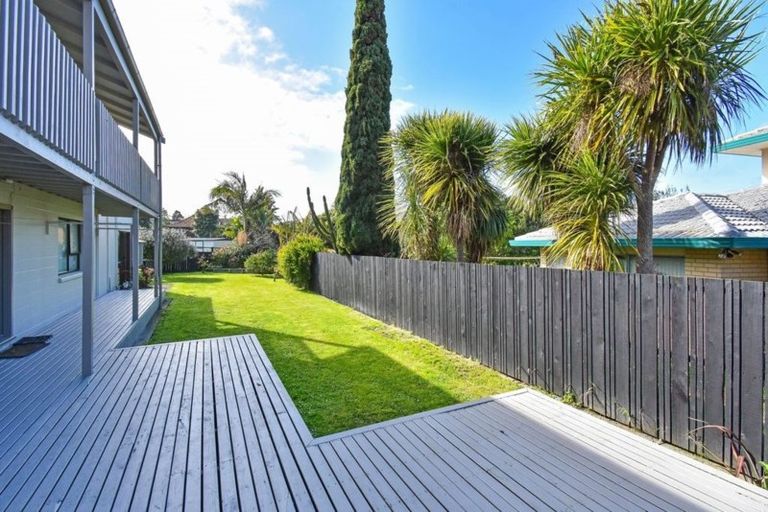 Photo of property in 8 Kaanapali Place, Wattle Downs, Auckland, 2103