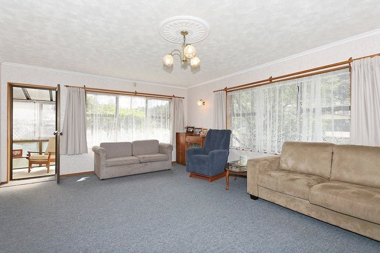 Photo of property in 106 Stokes Valley Road, Stokes Valley, Lower Hutt, 5019