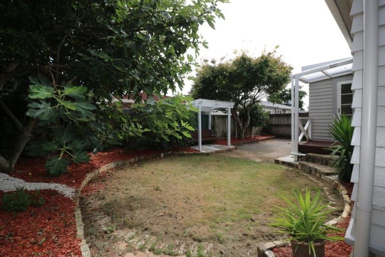 Photo of property in 23 Taylor Terrace, St Andrews, Hamilton, 3200
