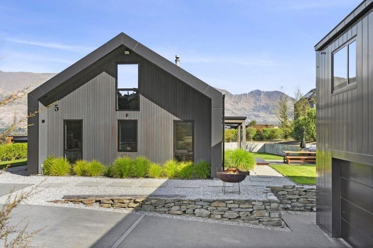 Photo of property in 5 Mills Road, Wanaka, 9305