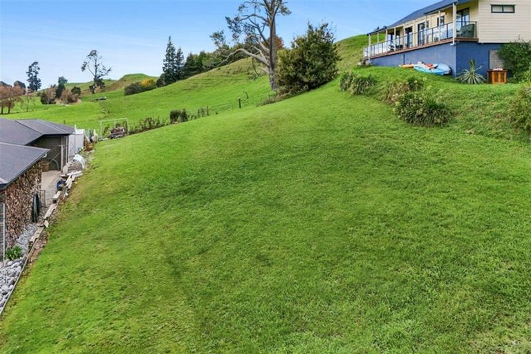 Photo of property in 25 Arapeta Place, Takaka, 7110