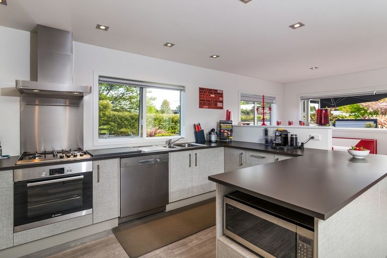 Photo of property in 55 Lisland Drive, Kinloch, Taupo, 3377