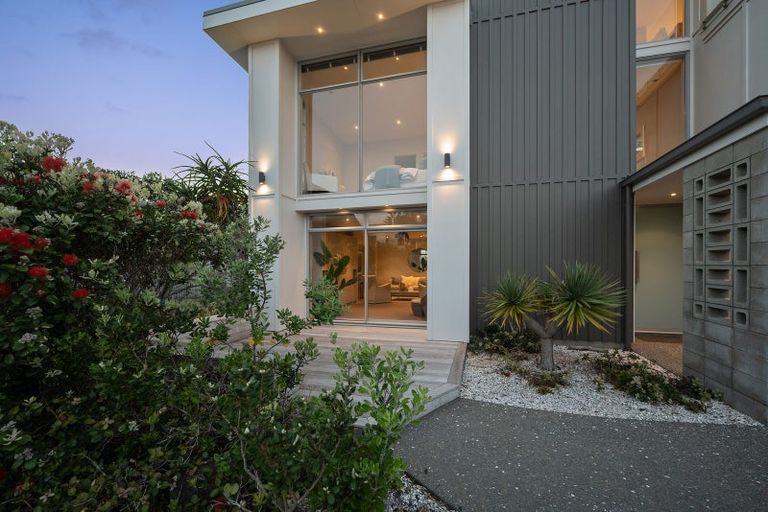 Photo of property in 27 Rita Way, Omaha, 0986