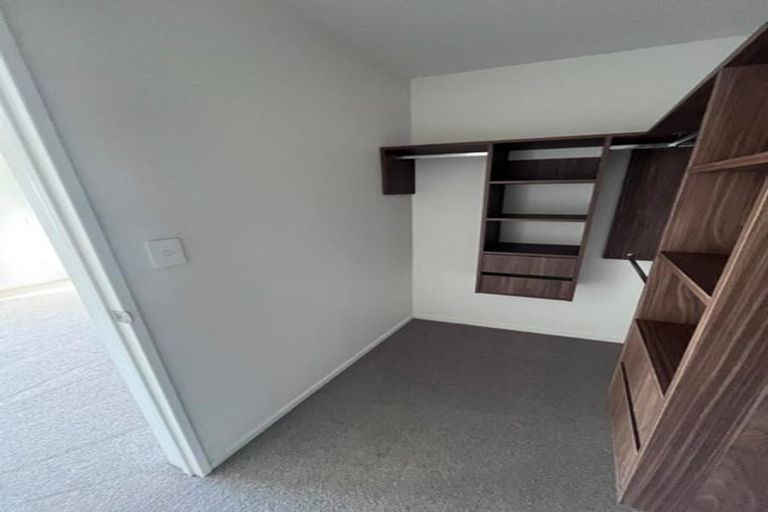 Photo of property in 31 Booralee Avenue, Botany Downs, Auckland, 2010