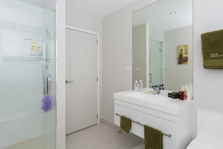 Photo of property in 14 Saint Pauls Drive, Brookfield, Tauranga, 3110