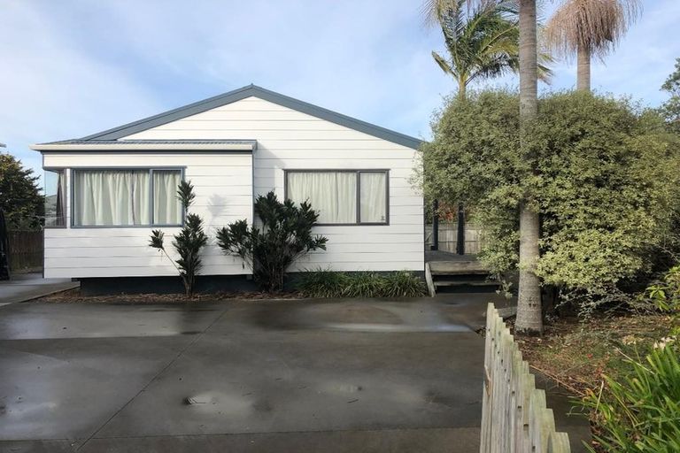 Photo of property in 3 Shearwater Street, One Tree Point, 0118