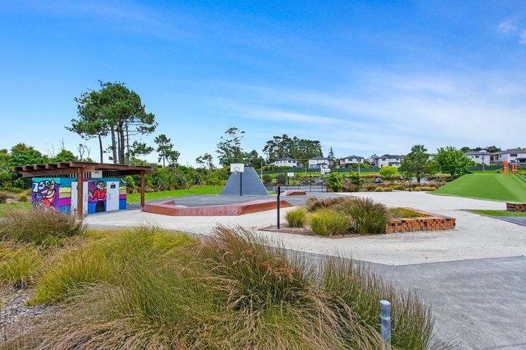 Photo of property in 29 Barrel Crescent, Swanson, Auckland, 0614