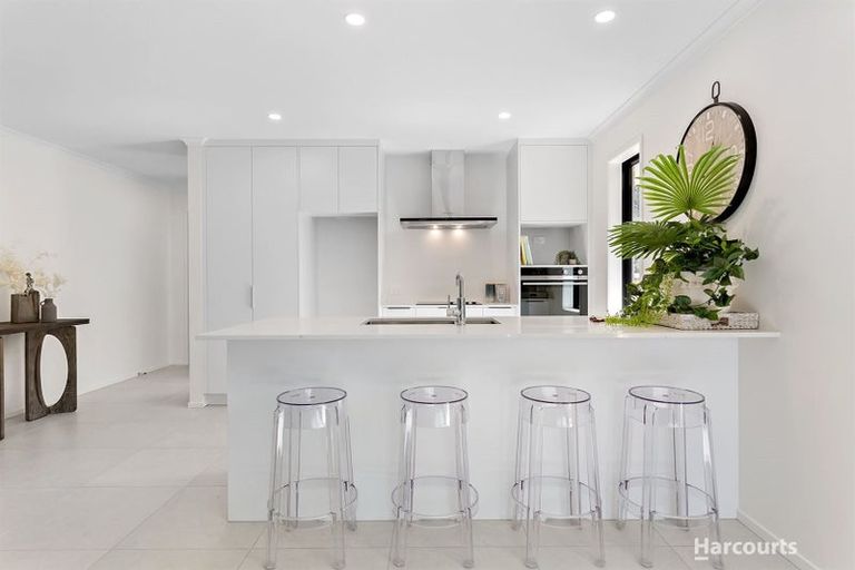 Photo of property in 20 Taupata Lane, Helensville, 0800