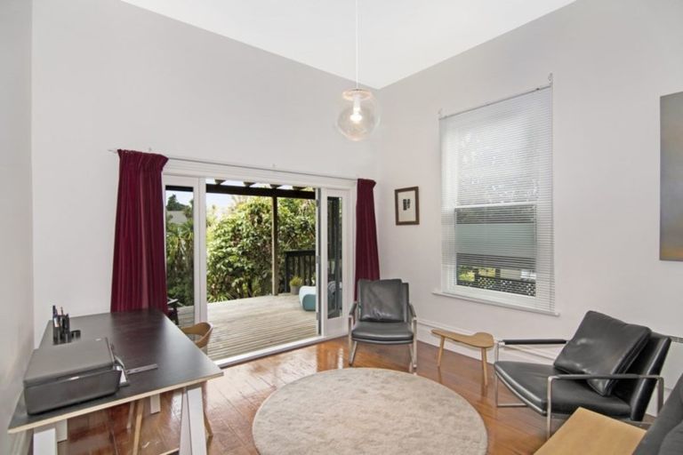 Photo of property in 216 Collingwood Street, Nelson South, Nelson, 7010