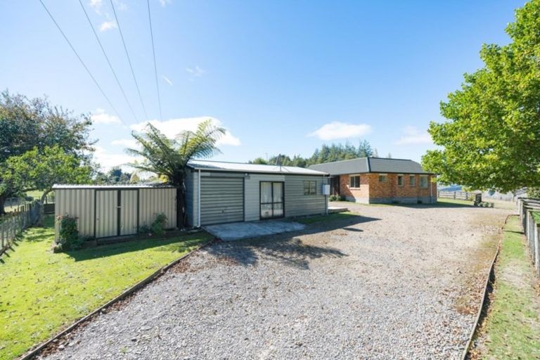 Photo of property in 10 Haggerty Street, Kimbolton, 4774