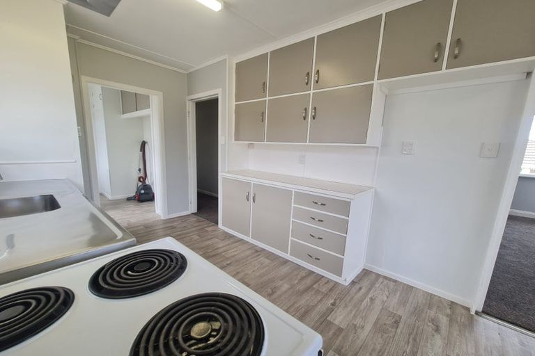 Photo of property in 86 Castor Crescent, Cannons Creek, Porirua, 5024