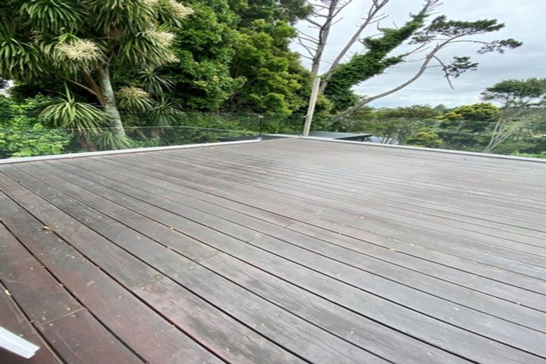 Photo of property in 26 West Lynn Road, Titirangi, Auckland, 0604