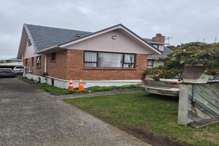 Photo of property in 48 Taikata Road, Te Atatu Peninsula, Auckland, 0610