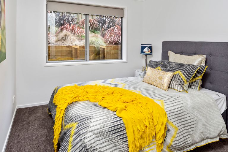 Photo of property in 4 Mcneish Place, Pokeno, 2402