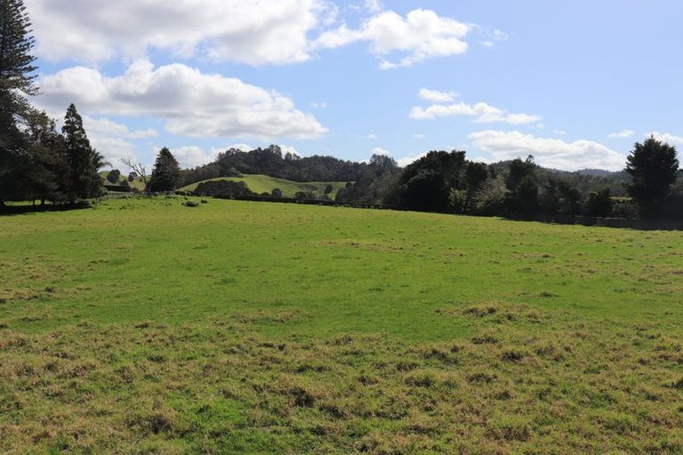 Photo of property in 571 Ngunguru Road, Glenbervie, Whangarei, 0173