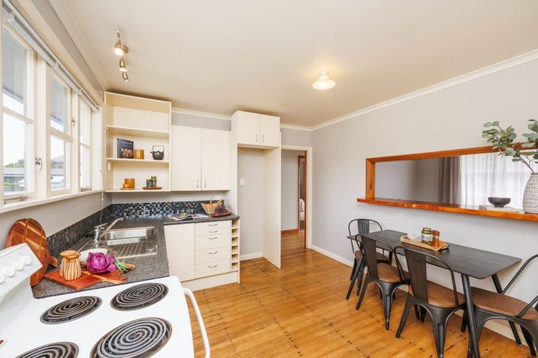Photo of property in 8 Paisley Street, Awapuni, Palmerston North, 4412