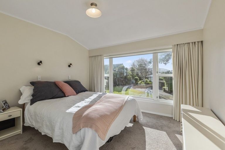 Photo of property in 14 Kairimu Street, Stokes Valley, Lower Hutt, 5019