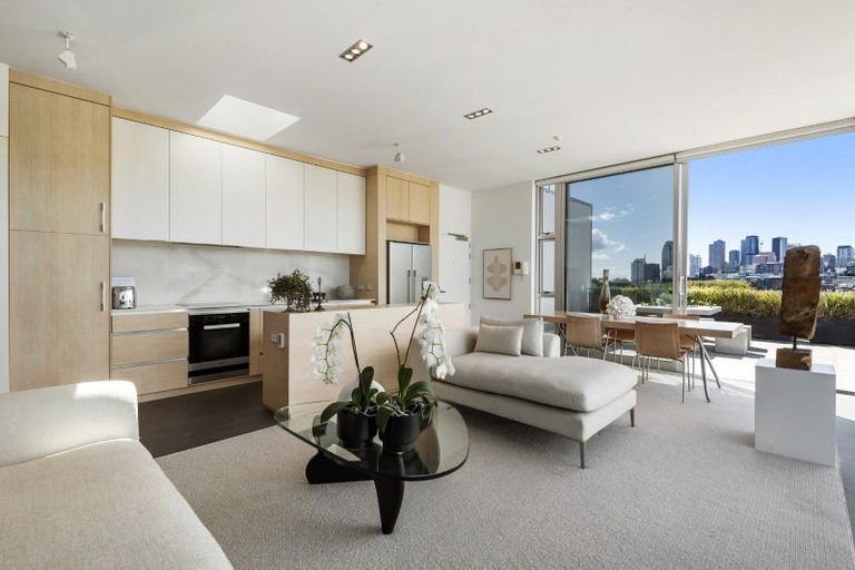 Photo of property in 601/28 College Hill, Freemans Bay, Auckland, 1011