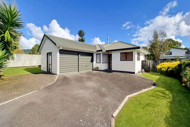 Photo of property in 14 Elmslie Place, Owhata, Rotorua, 3010