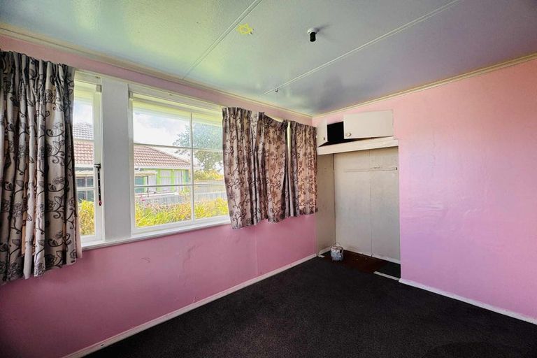 Photo of property in 48 Tweed Street, Roslyn, Palmerston North, 4414