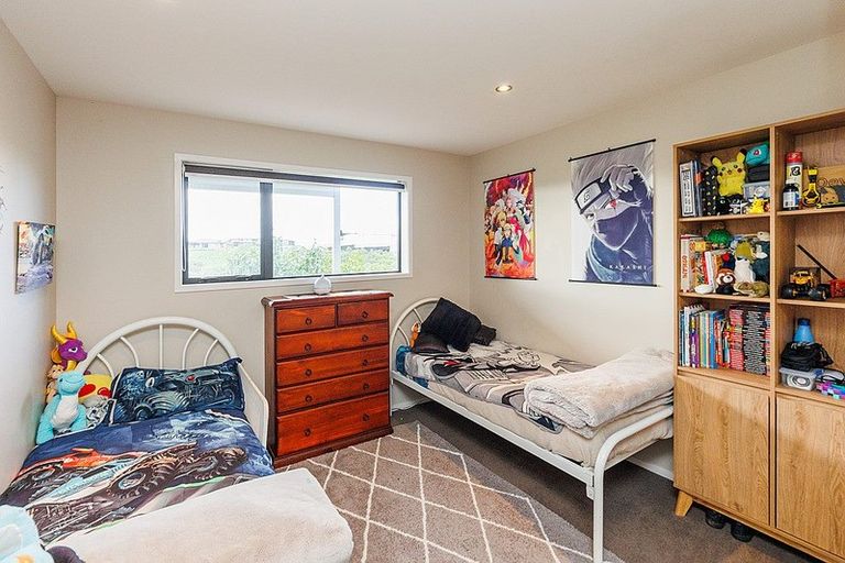 Photo of property in 51 Ruapehu Drive, Fitzherbert, Palmerston North, 4410