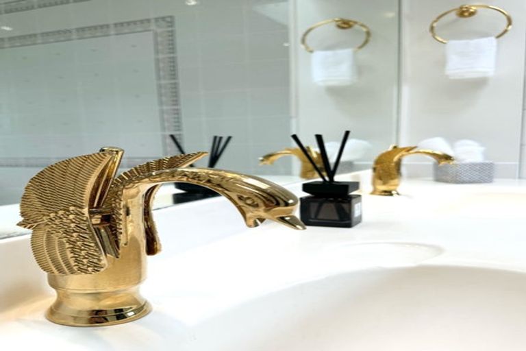 Photo of property in 140 Fisher Parade, Farm Cove, Auckland, 2012