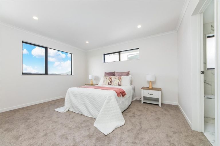 Photo of property in 45 Drumconnell Drive, Flat Bush, Auckland, 2019