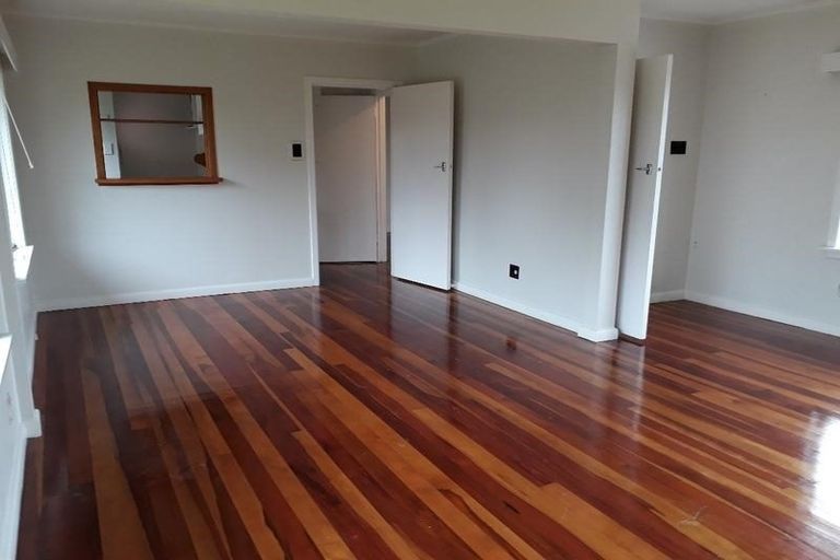 Photo of property in 35 Barrack Road, Mount Wellington, Auckland, 1060