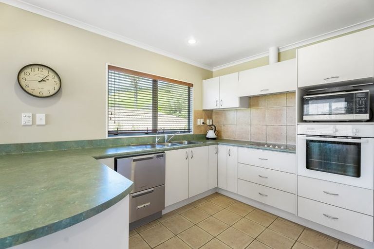 Photo of property in 19 Kestrel Heights, Arkles Bay, Whangaparaoa, 0932