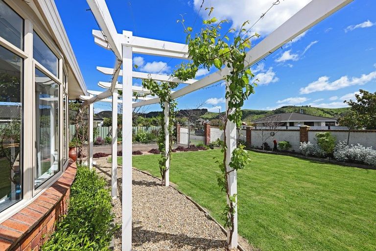 Photo of property in 59 Whiting Crescent, Greenmeadows, Napier, 4112