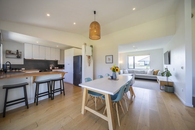 Photo of property in 52 Takitimu Avenue, Te Anau, 9600