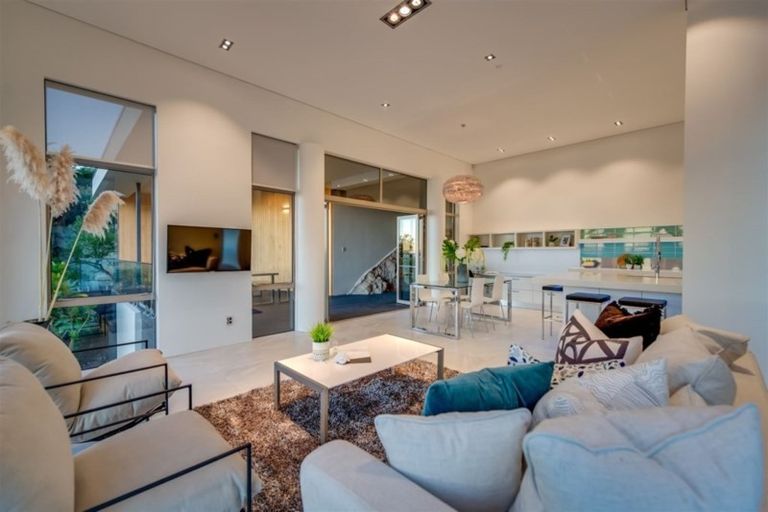 Photo of property in 64 Scarborough Road, Scarborough, Christchurch, 8081