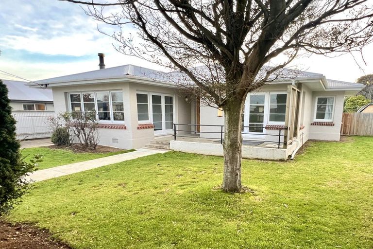 Photo of property in 82 Stobo Street, Grasmere, Invercargill, 9810