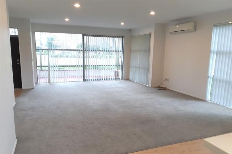Photo of property in 30 Kauri Drive, Takanini, 2112