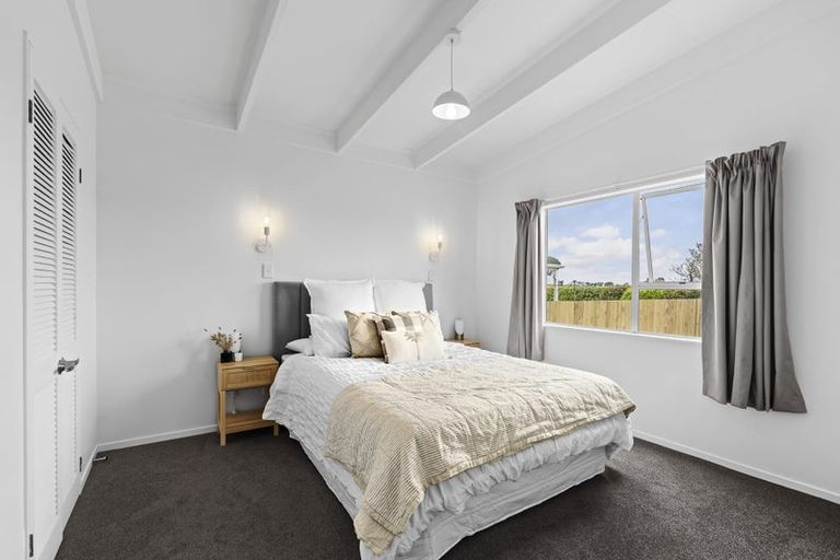 Photo of property in 22 Ponderosa Place, Opunake, 4616