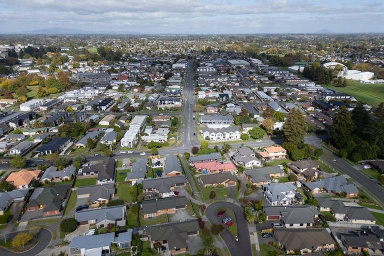 Photo of property in 16 Thistlewood Avenue, Hamilton East, Hamilton, 3216