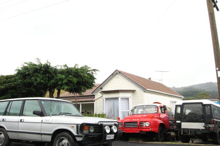 Photo of property in 44 Hall Road, Sawyers Bay, Port Chalmers, 9023