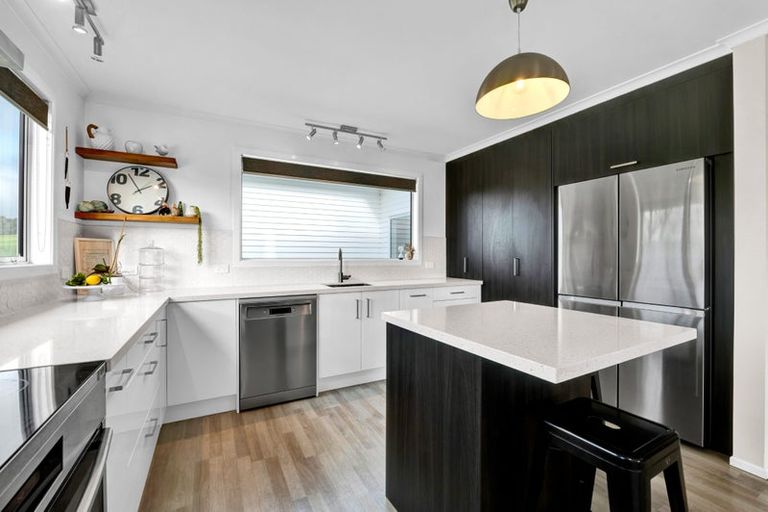 Photo of property in 71 Hursthouse Road, Tarurutangi, New Plymouth, 4372