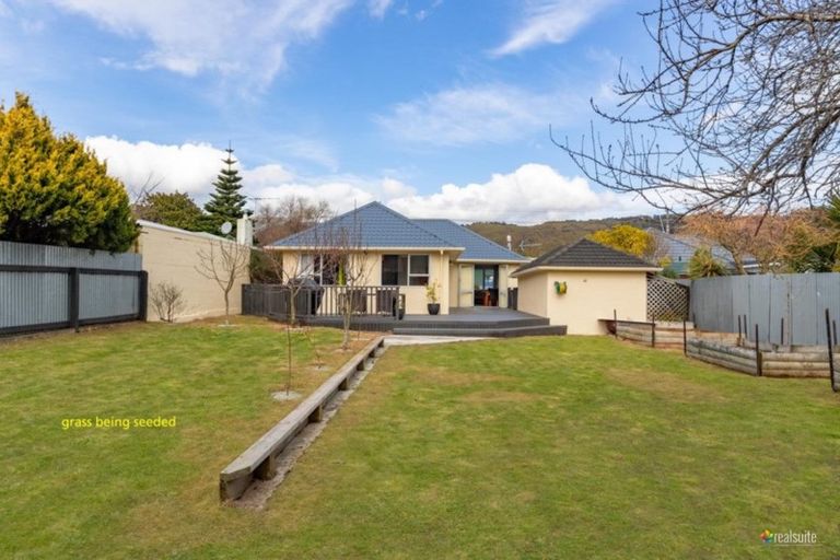 Photo of property in 1053 Fergusson Drive, Clouston Park, Upper Hutt, 5018