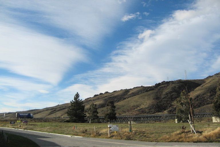 Photo of property in 37 Sunhaven Cove, Cromwell, 9310