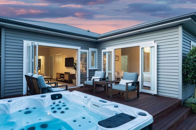 Photo of property in 170 Knowles Street, St Albans, Christchurch, 8052