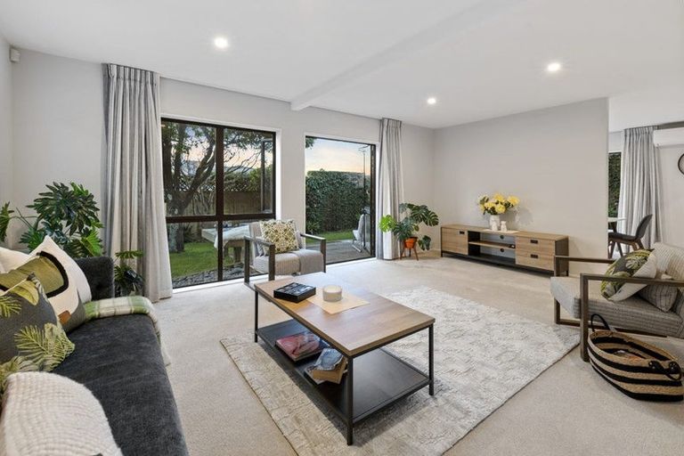 Photo of property in 2/14 Aramoana Avenue, Devonport, Auckland, 0624